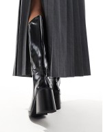 square toe heeled boot in black