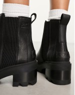 Joan Now heeled chelsea boot in black
