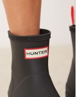 Play wellington boots in black