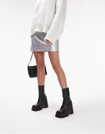 Holden premium leather square toe platform boot in black