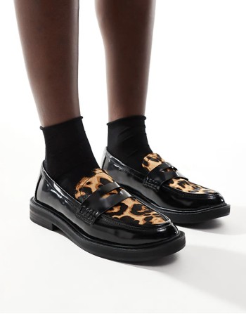 contrast leopard loafers in black