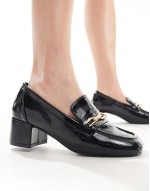 ‌Stylish heeled loafers in black patent